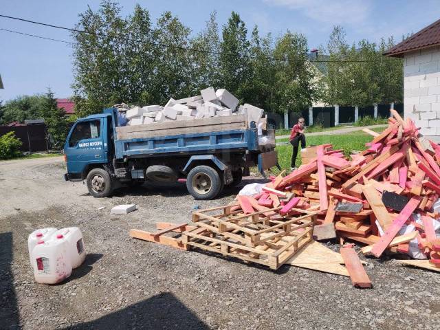 Вывоз мусора с чердака в Чайковском в октябре