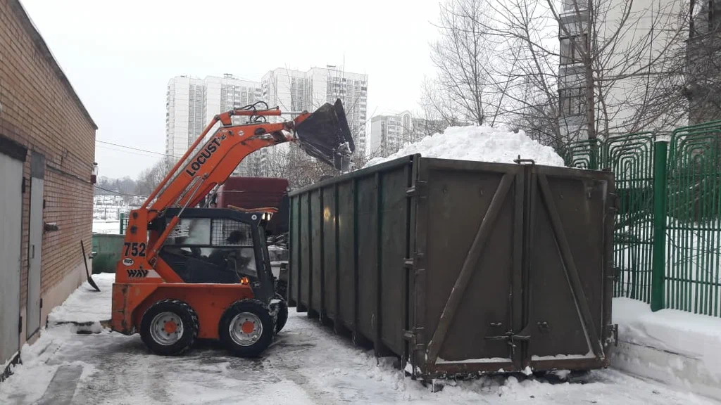 Вывоз снега контейнерами в Чайковском — цена от 3239 руб., заказать контейнер для снега в ПроМусор